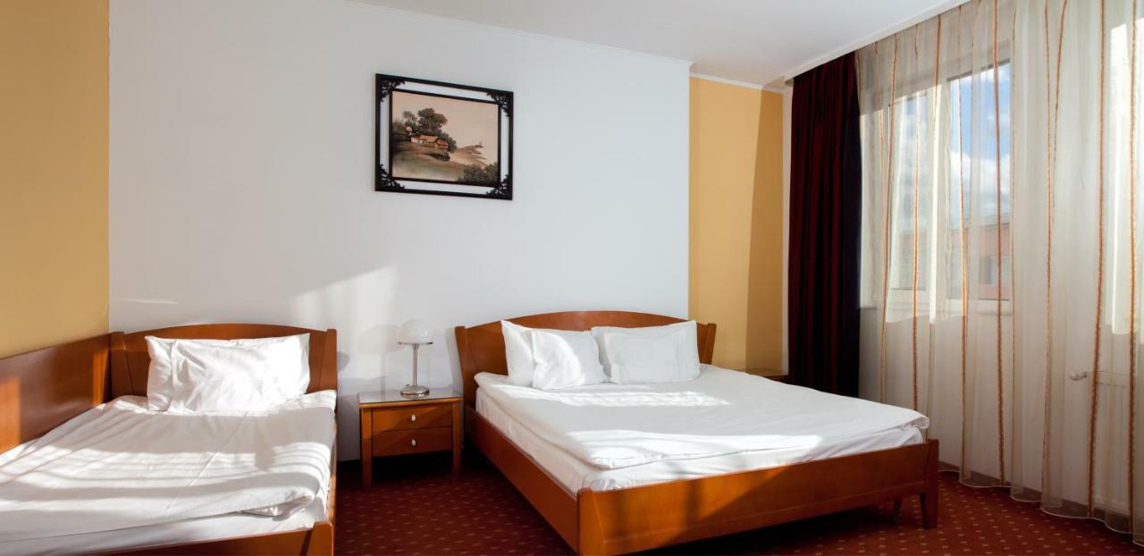 Hotel Hermes Alba Iulia Exterior photo